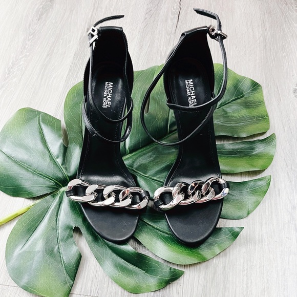 Michael Kors Black Chain Heels✨ like new - Picture 2 of 3